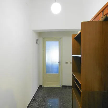 Stunning In With Wifi And 1 Bedrooms New Translation